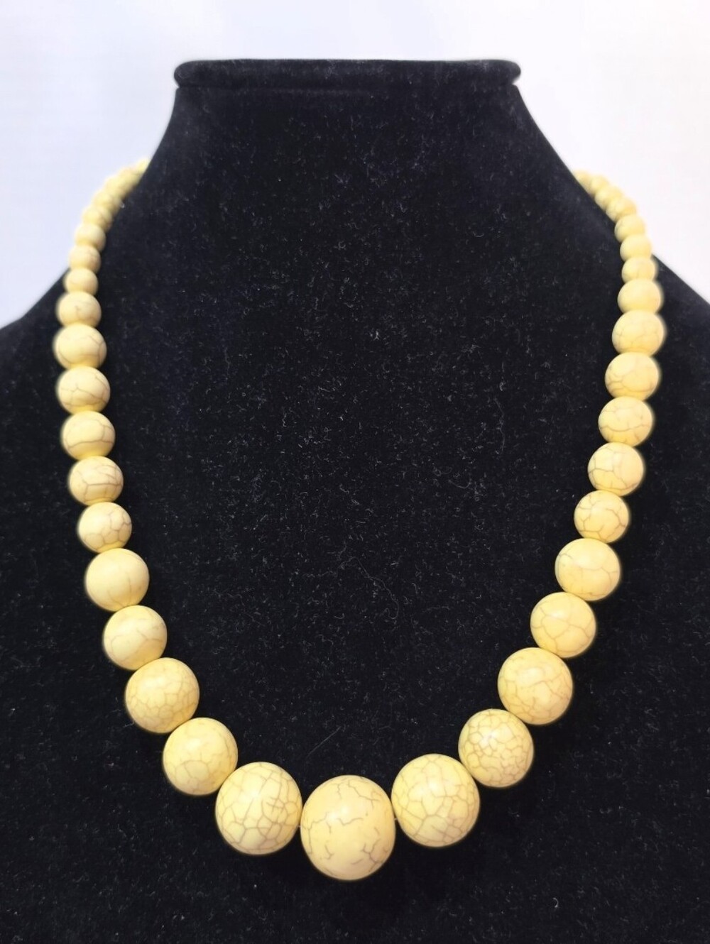 Chunky Yellow Turquoise Magnesite Necklace 22-24.5” Natural Organic Flaws READ